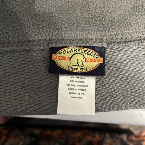 Berkshire polar fleece, size queen gray pillowcases. - Picture 1 of 5